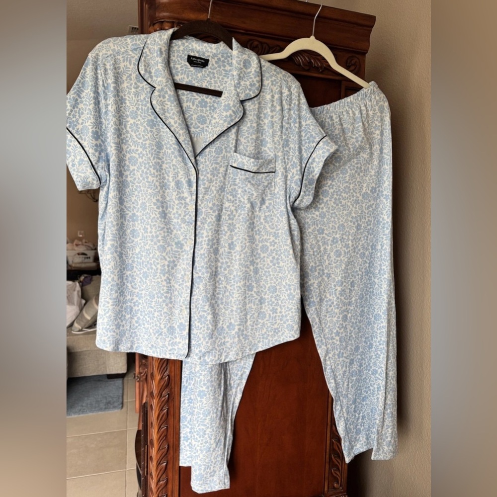 Kate Spade Blue ditsy Floral Pajama Set pjs